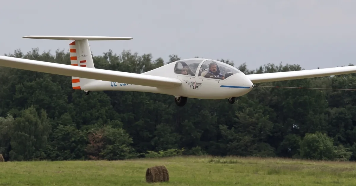 BURKHART GROB G-103A TWIN II ACRO
