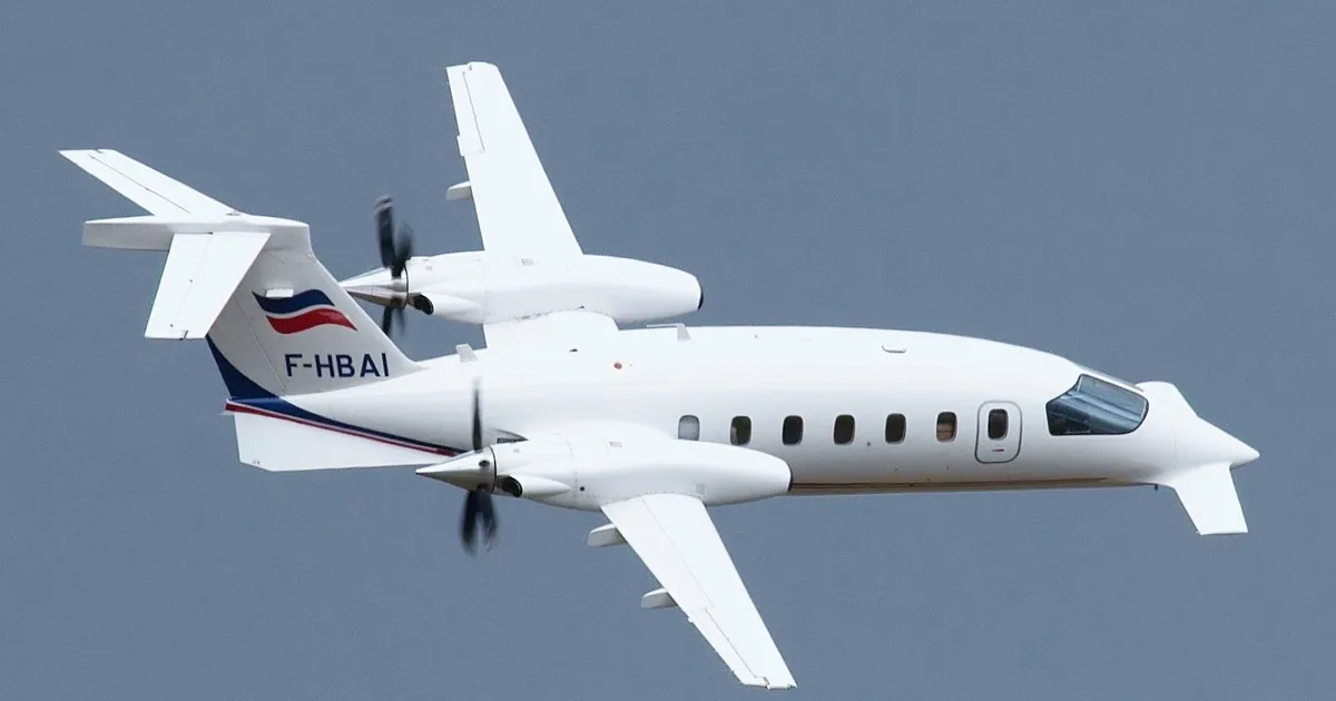 PIAGGIO AERO INDUSTRIES SPA P180