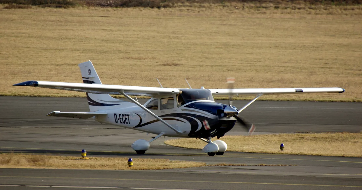 Cessna Aircraft Company T182